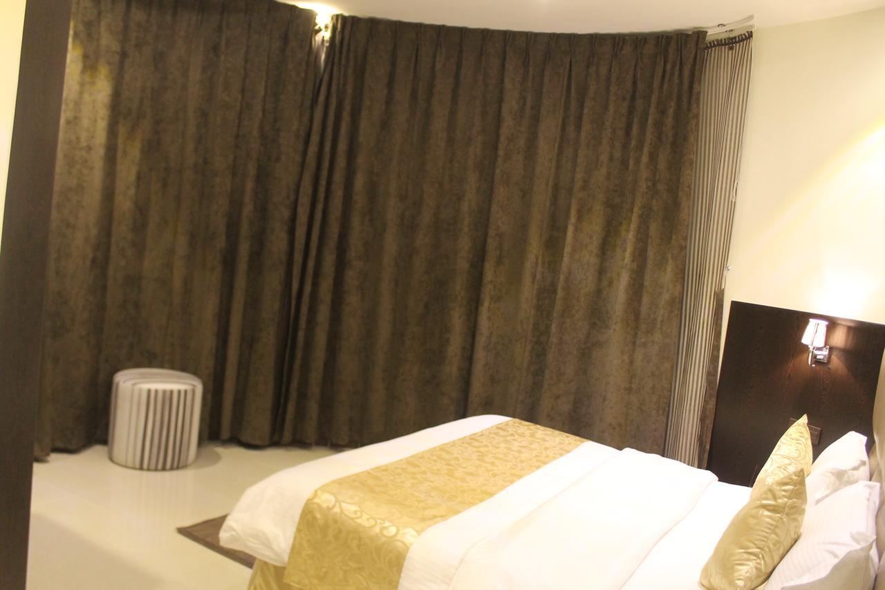 فندق دولف الرياض شارع العمرة Doolv Hotel Exterior foto